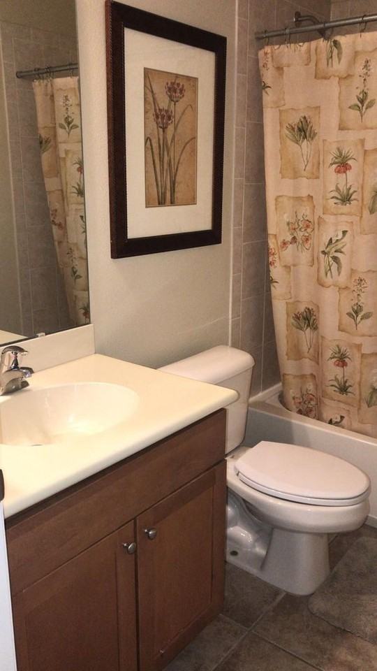 823 Assembly Ct - Photo 3 of 21