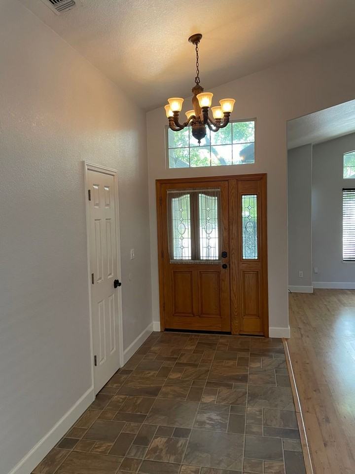 5806 Balfor Rd - Photo 2 of 20