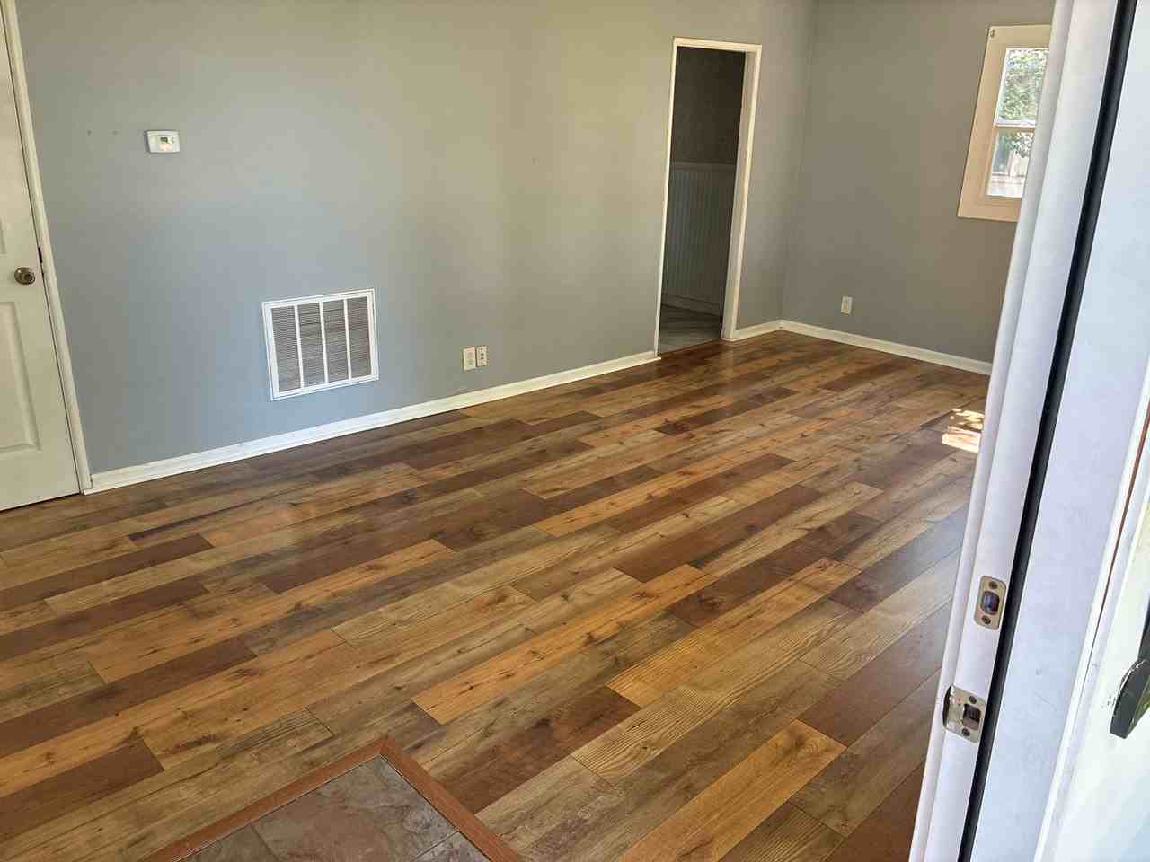242 E Northgate Pkwy - Photo 3 of 6