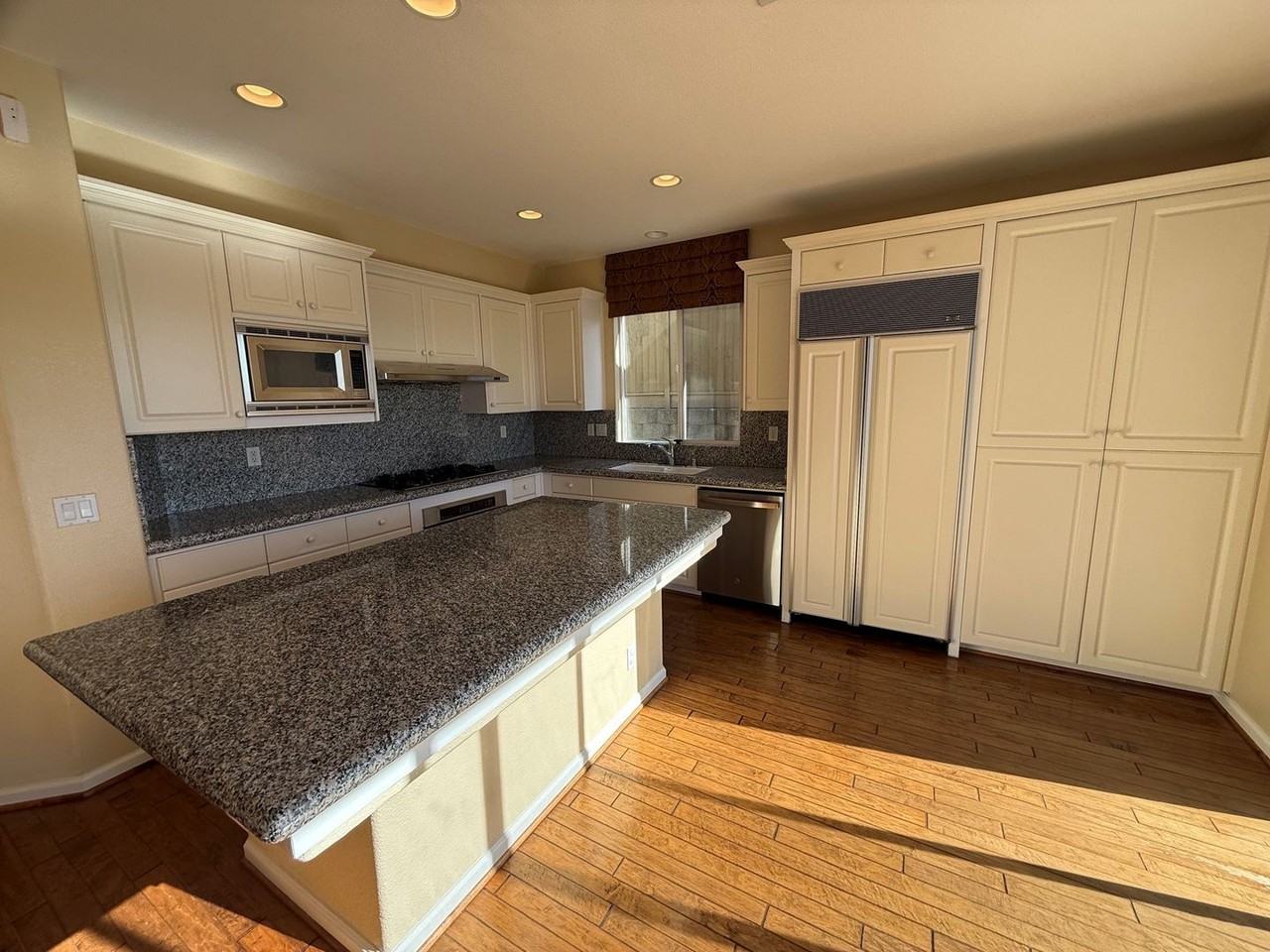 724 Canoas Creek Cir - Photo 2 of 21