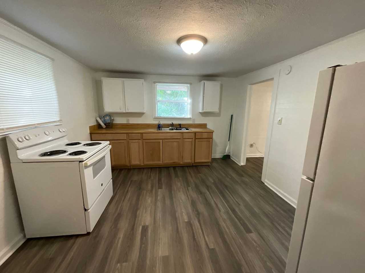 4235 Roulhac St - Photo 4 of 7