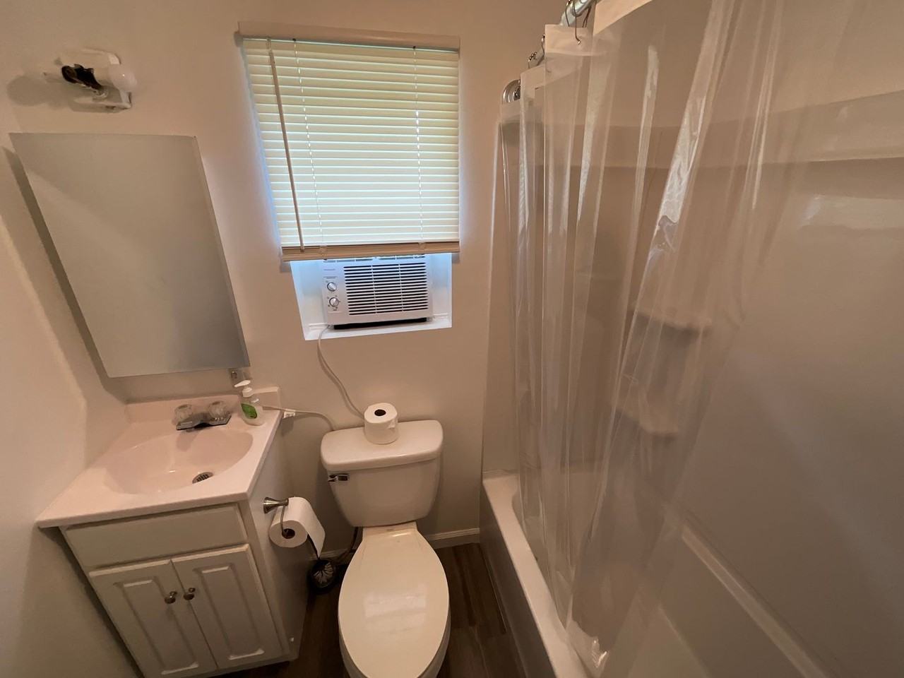 4235 Roulhac St - Photo 5 of 7