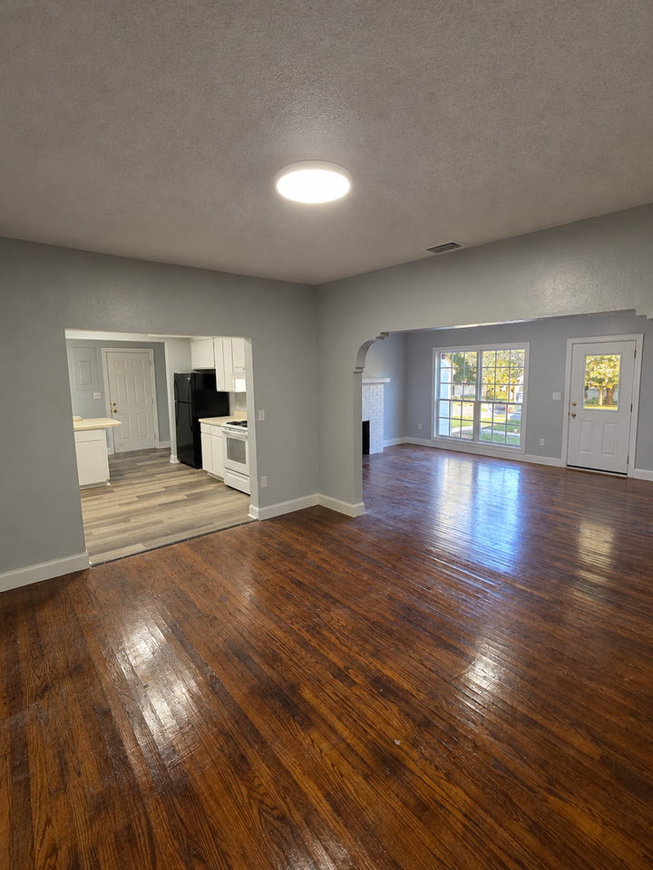 1409 Fern Pl - Photo 6 of 17