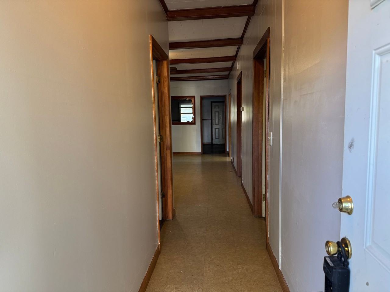 703 S Duncan St - Photo 4 of 10