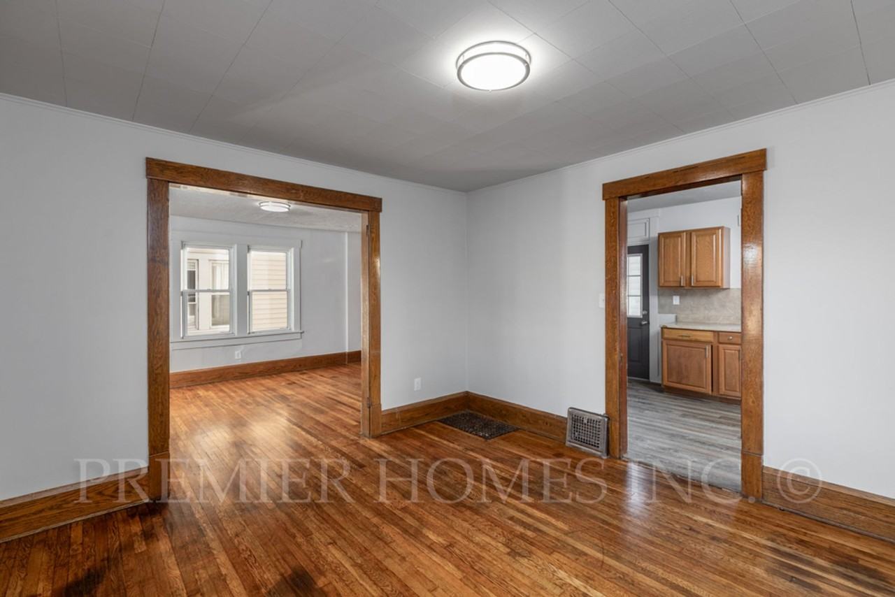 643 Forest Ave Sw - Photo 6 of 18
