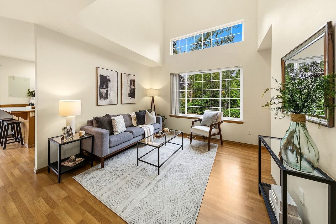 9508 17th Pl Ne - Photo 7 of 17