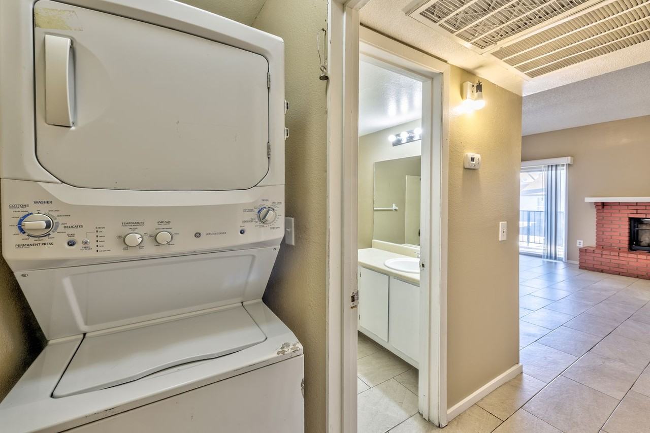 2981 Country Manor Ln #123 - Photo 6 of 16