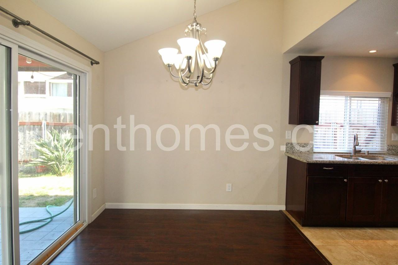 2310 Ladlehill Dr - Photo 5 of 21