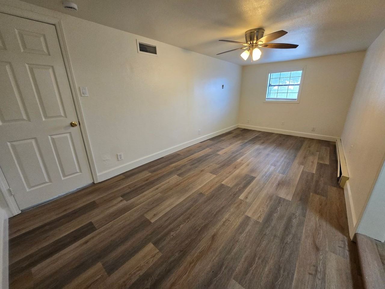 1600 Pontiac Dr - Photo 4 of 16