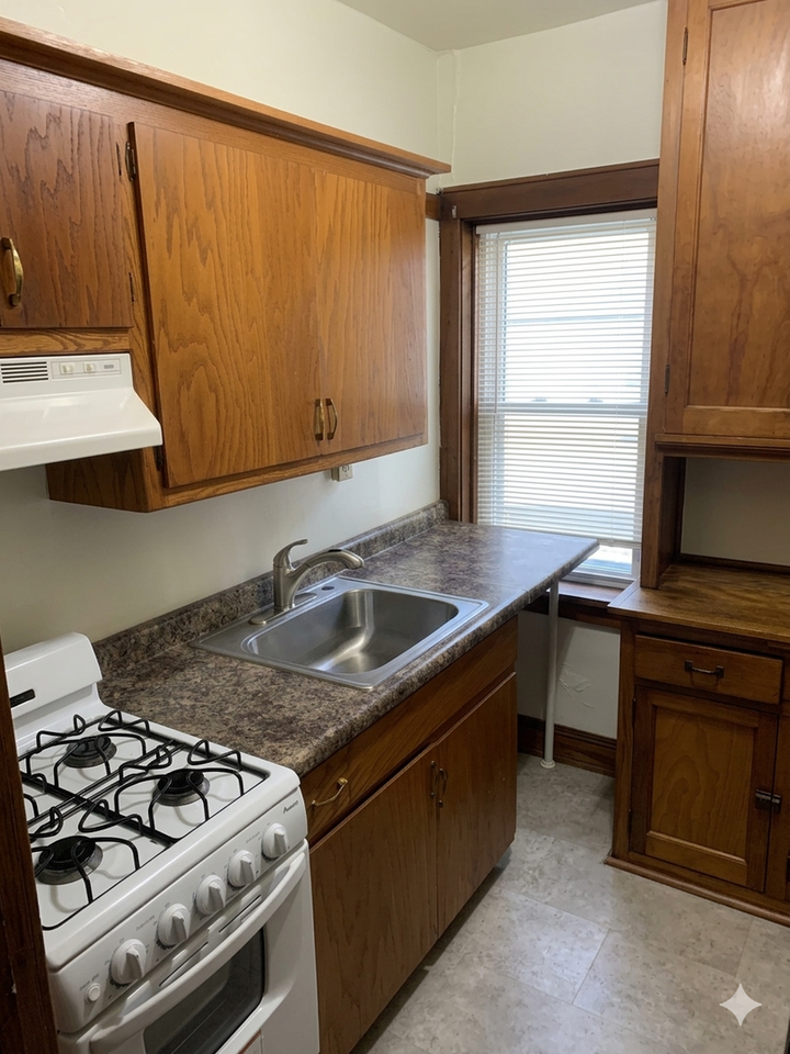 3821 N Humboldt Blvd. - Photo 2 of 5