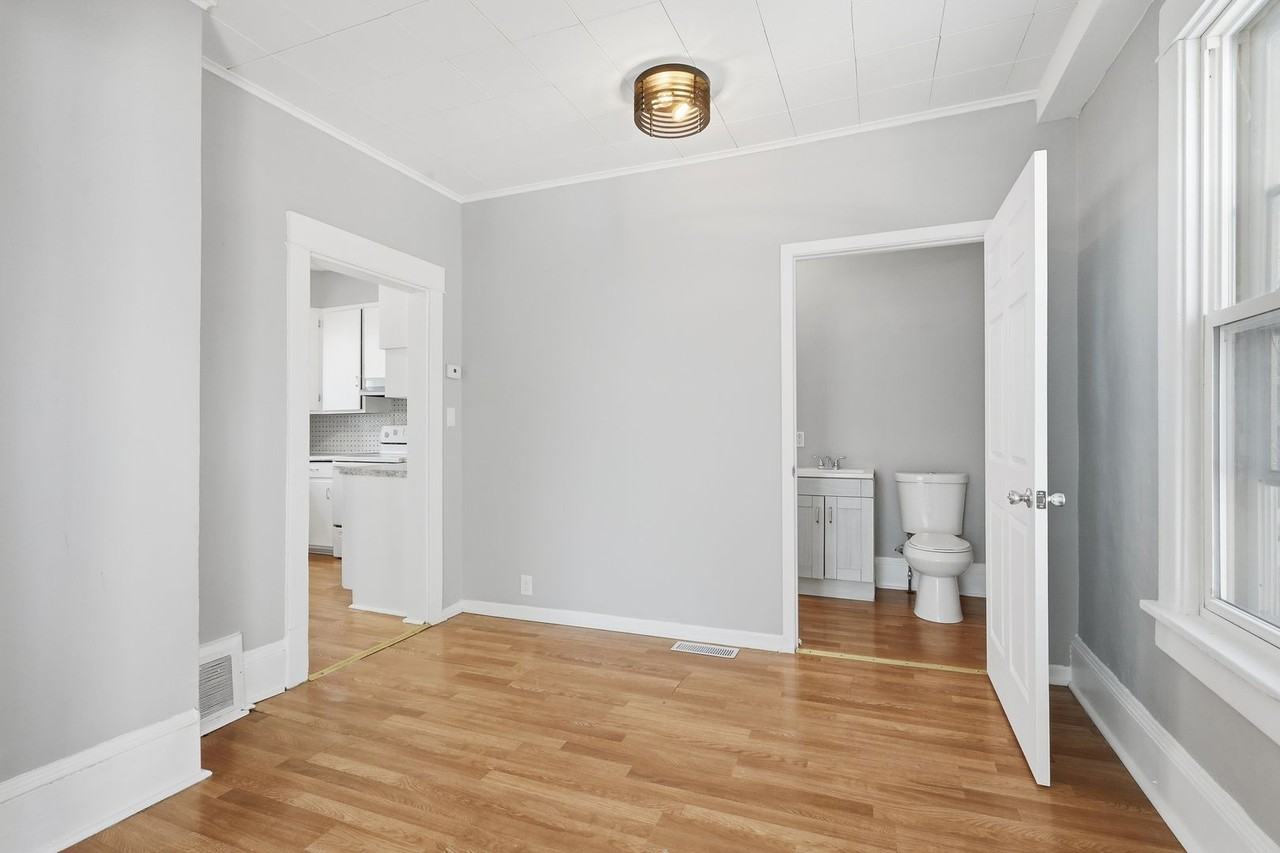 1169 23rd St - Photo 5 of 18