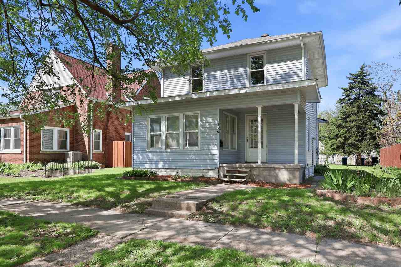 1536 35th St - Photo 2 of 25