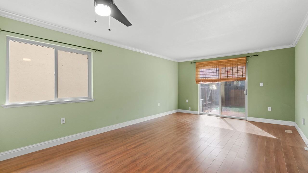 110 El Dorado Way - Photo 3 of 11