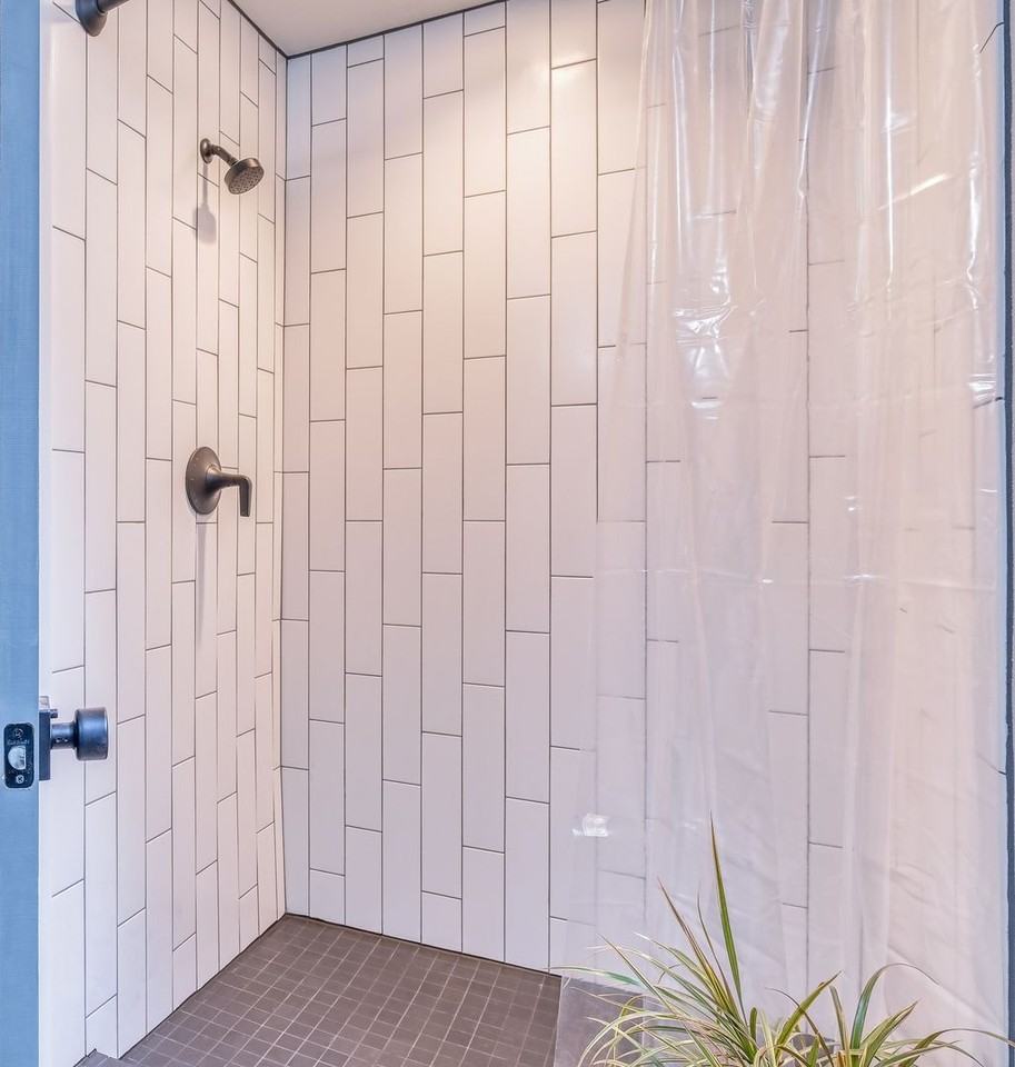 1698 Aspen St - Photo 5 of 36