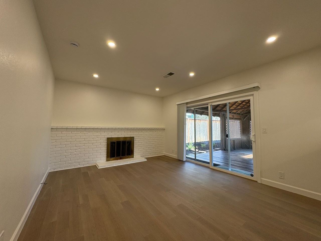 927 Wren Dr - Photo 5 of 28