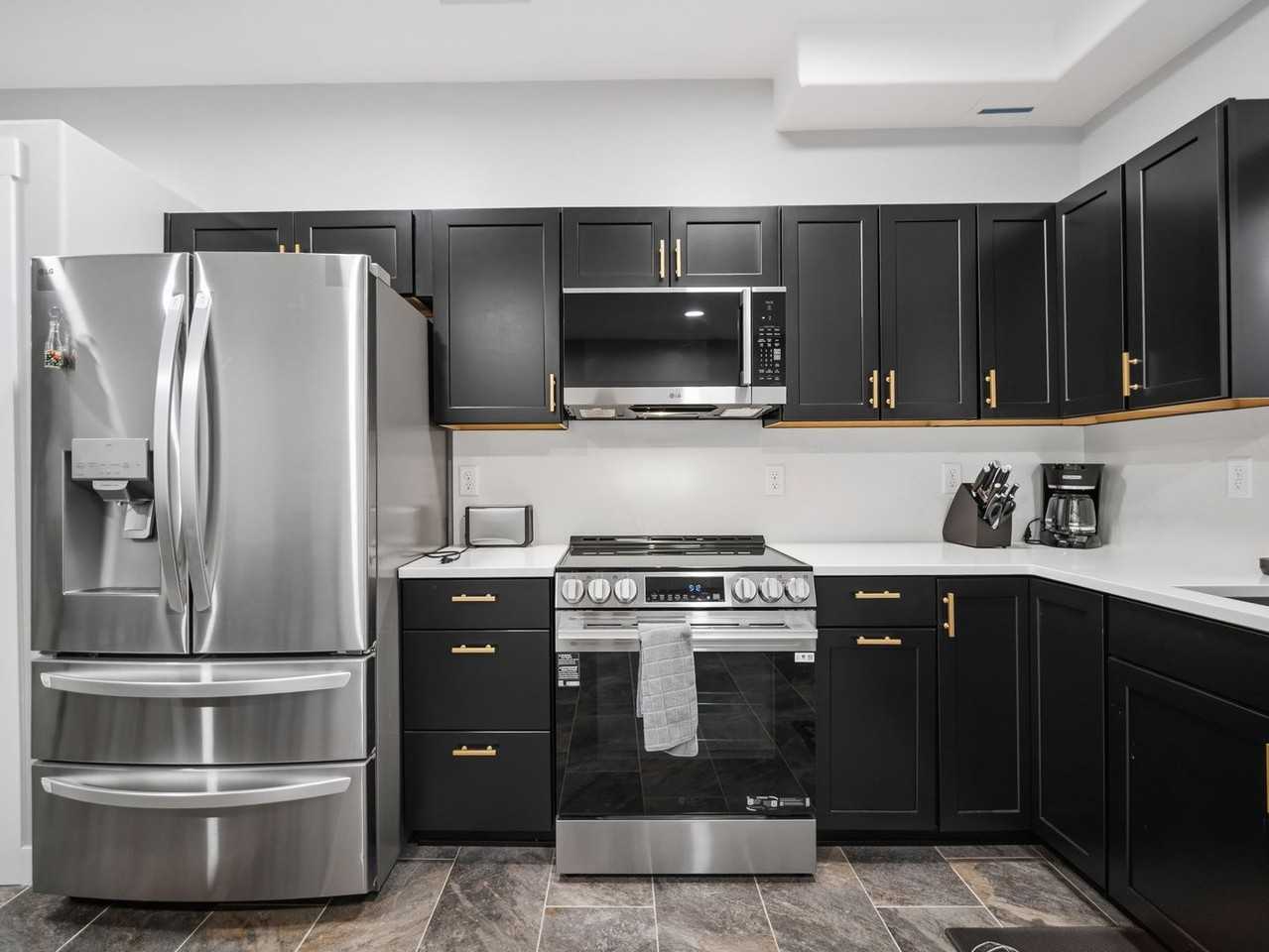 9009 N Kensington Dr Bsmt - Photo 4 of 38