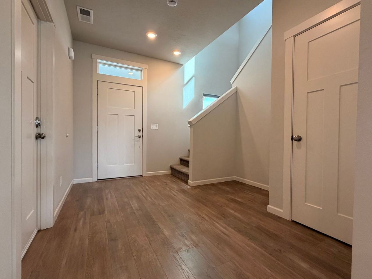 4014 Sw Quartz Ave - Photo 5 of 35