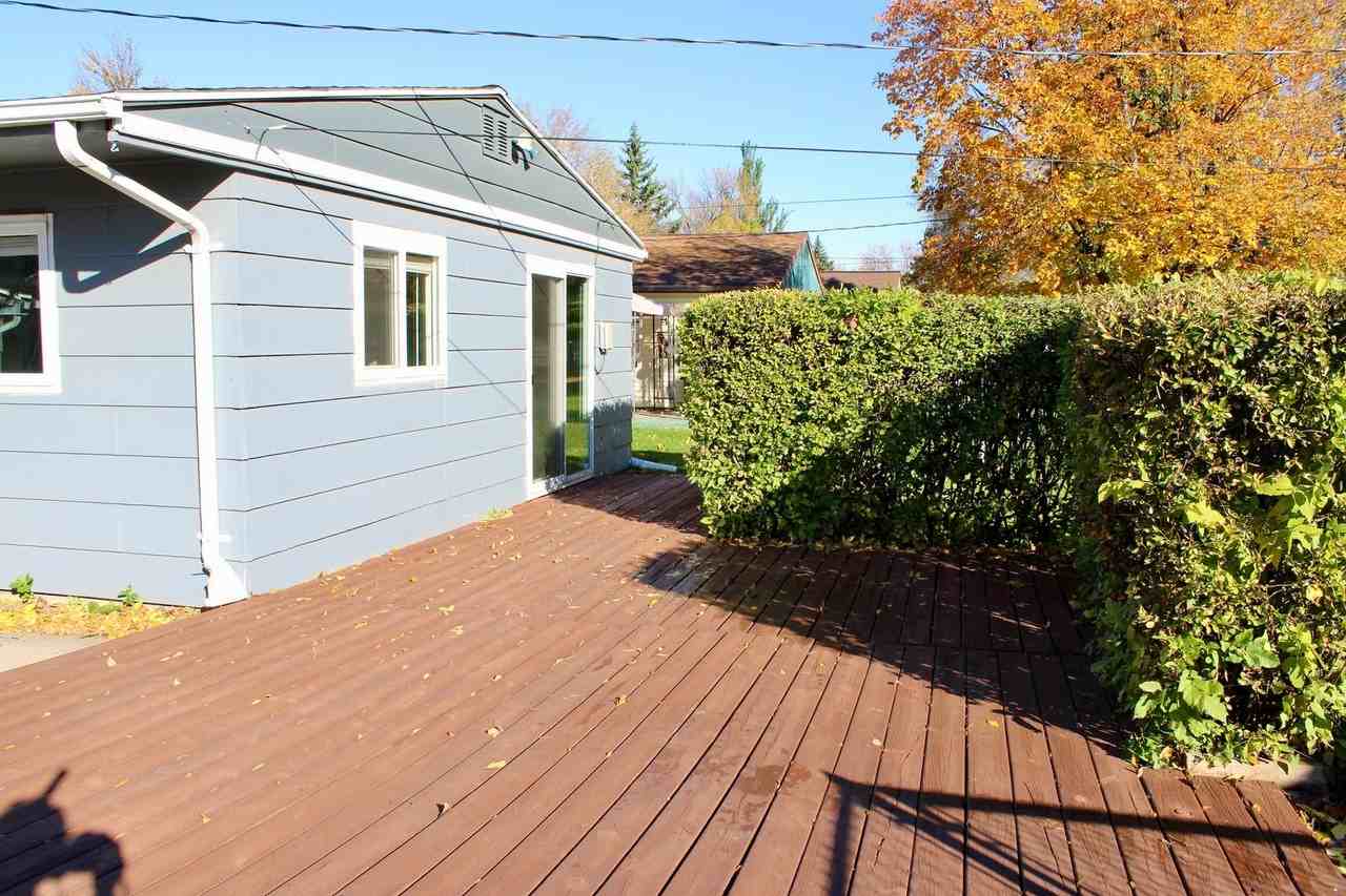 1207 S 19th St - Photo 2 of 22