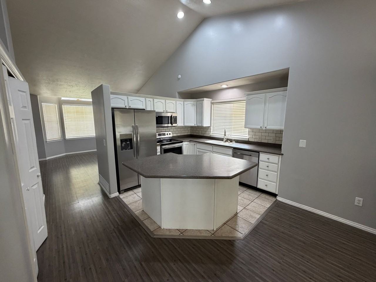 6658 S Adventure Way - Photo 2 of 32