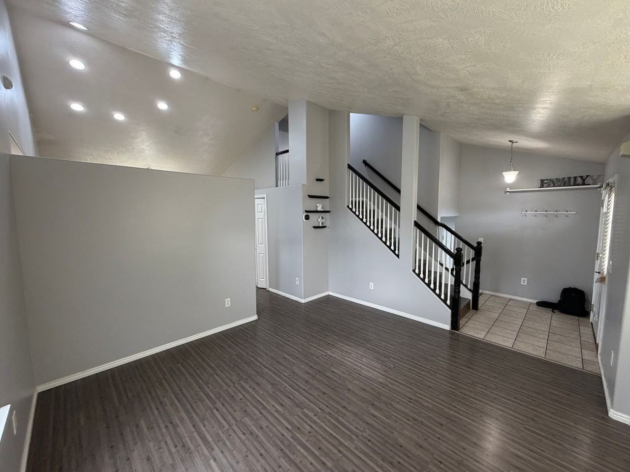 6658 S Adventure Way - Photo 6 of 32