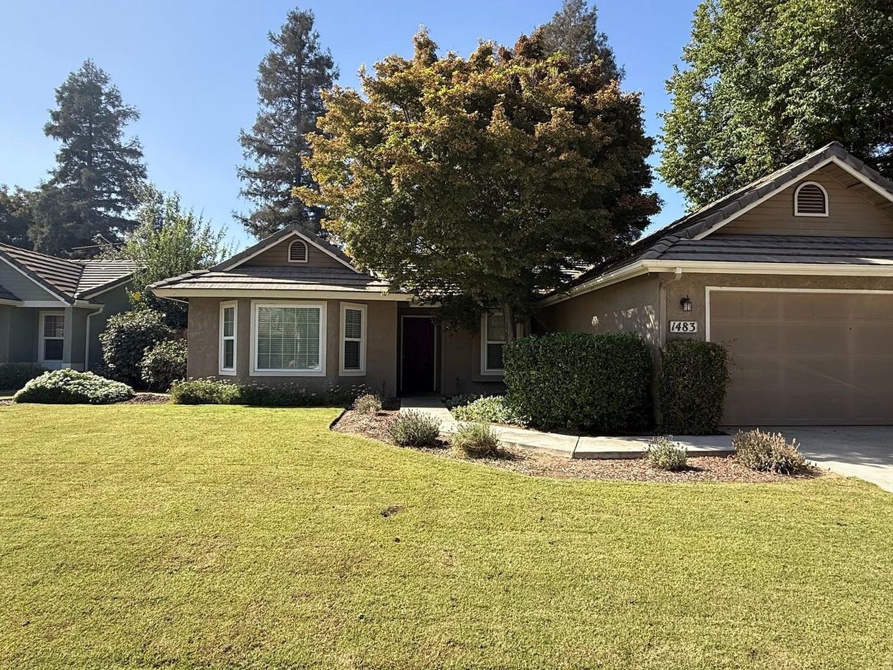 1483 Concord Ave - Photo 3 of 28