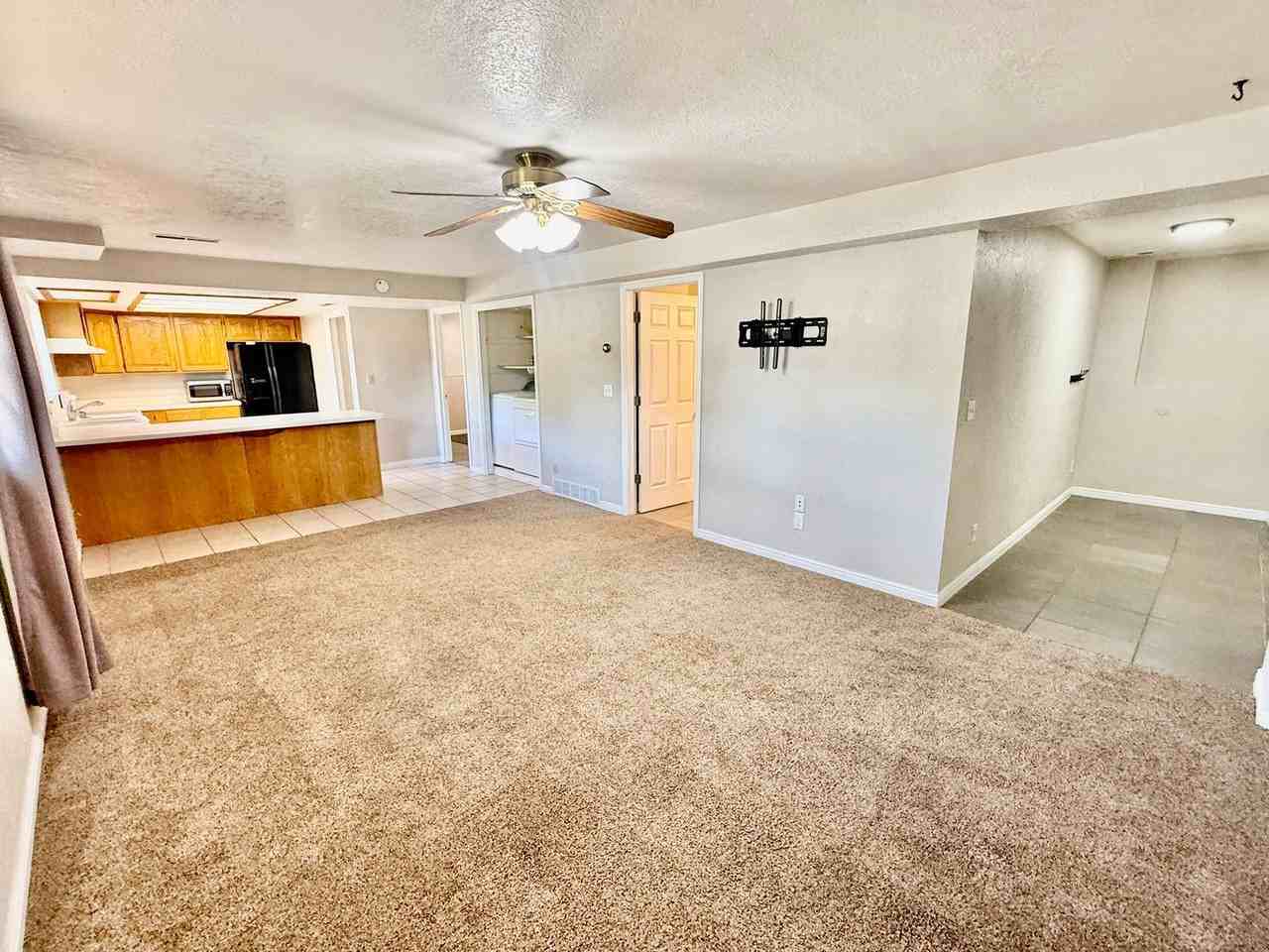 894 N 700 W - Photo 5 of 28
