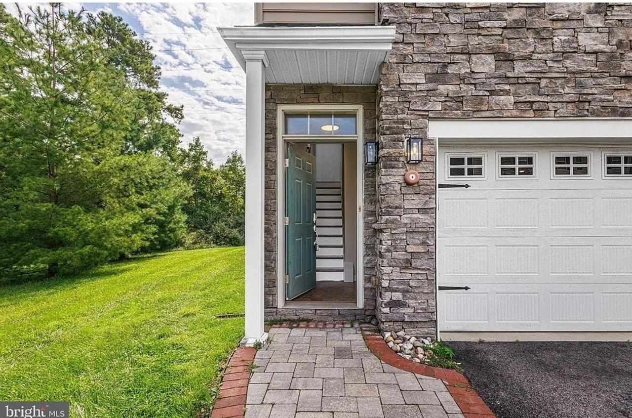 621 S Twin Lakes Blvd - Photo 2 of 50