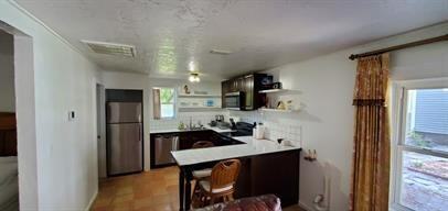 1403 Indian River Ave #B - Photo 5 of 16