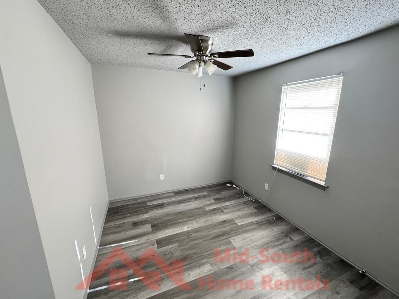 487 Williams Ave Apt 4 - Photo 6 of 7