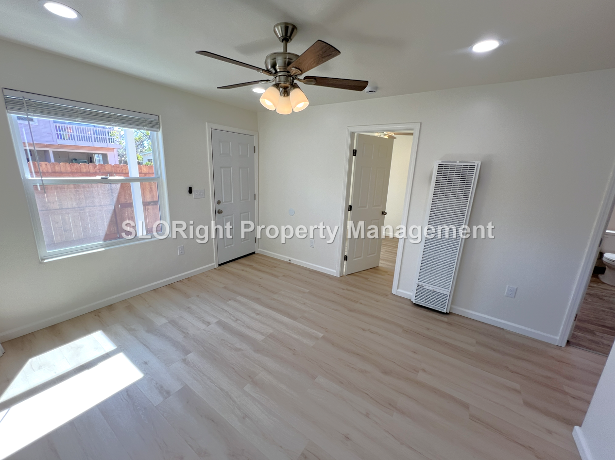 239 Sandercock St - Photo 5 of 19
