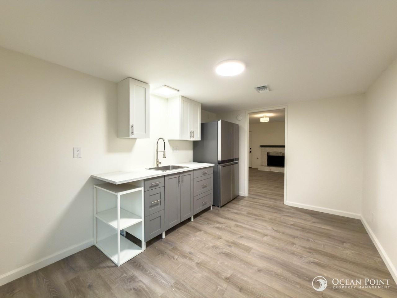 1184 Cornwall Ln - Photo 5 of 22