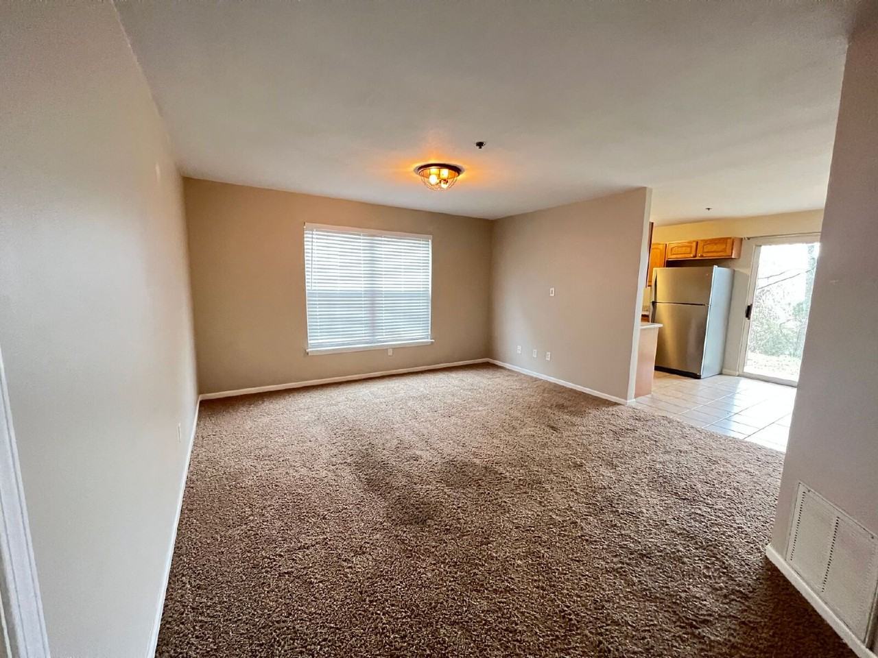 118 Vixen Cir #B - Photo 4 of 13