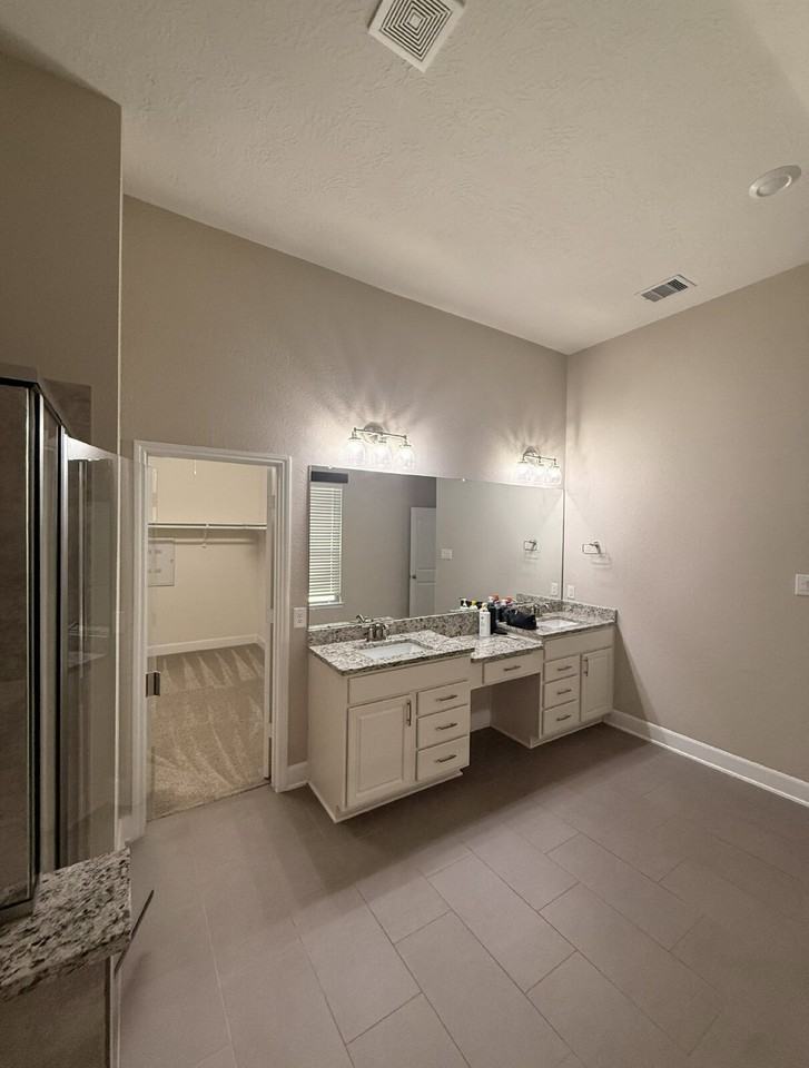 13211 Bellwick Arbor Trce - Photo 2 of 14