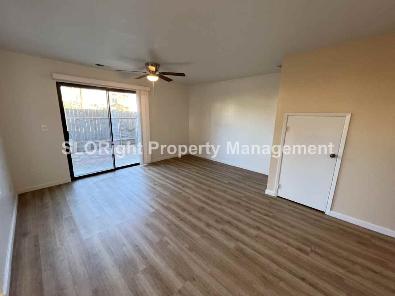 2975 Rockview Pl - Photo 4 of 16