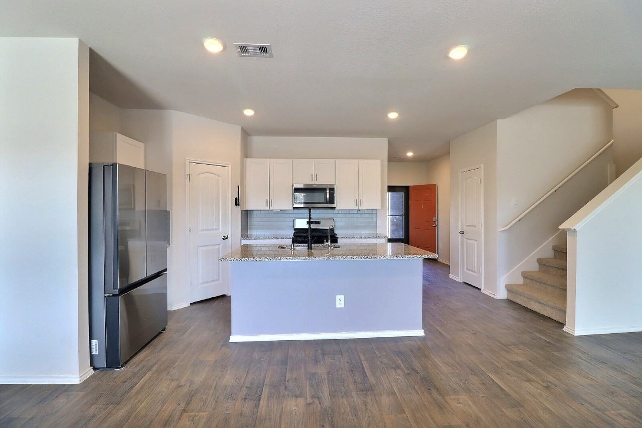 209 N Richland Dr - Photo 6 of 20