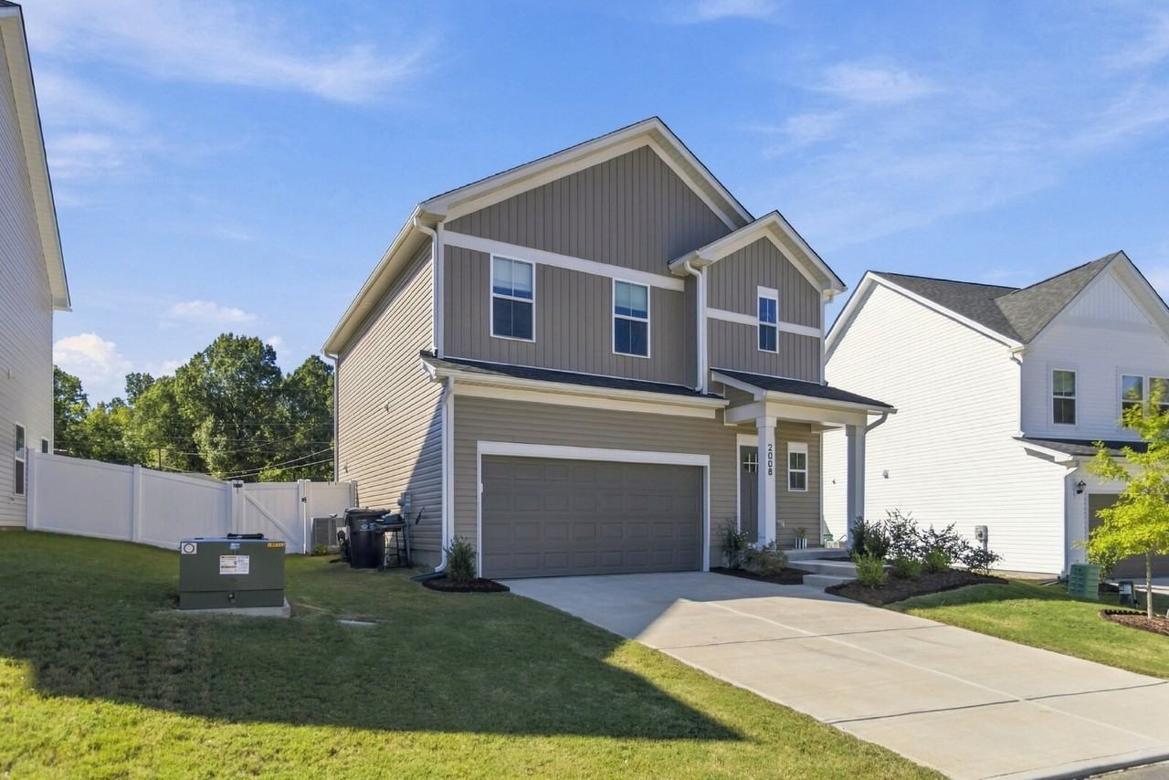 2008 Sadler Woods Ln - Photo 2 of 30