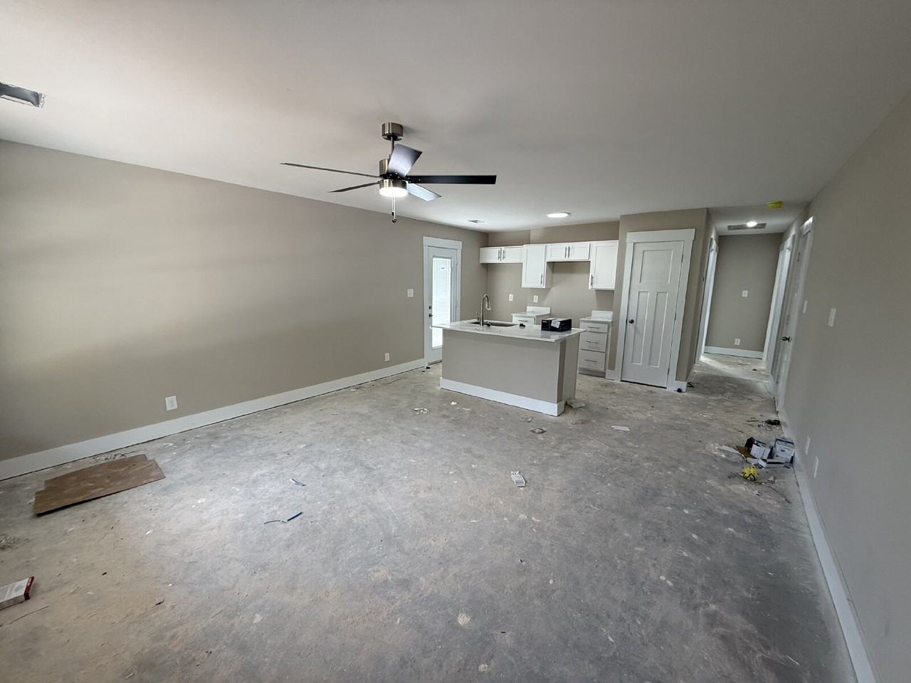 154 Indiana Ave - Photo 4 of 14