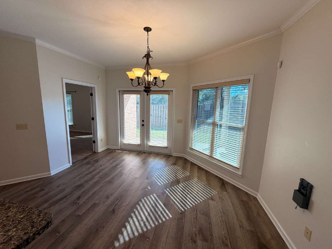 239 Veritas Dr - Photo 6 of 15