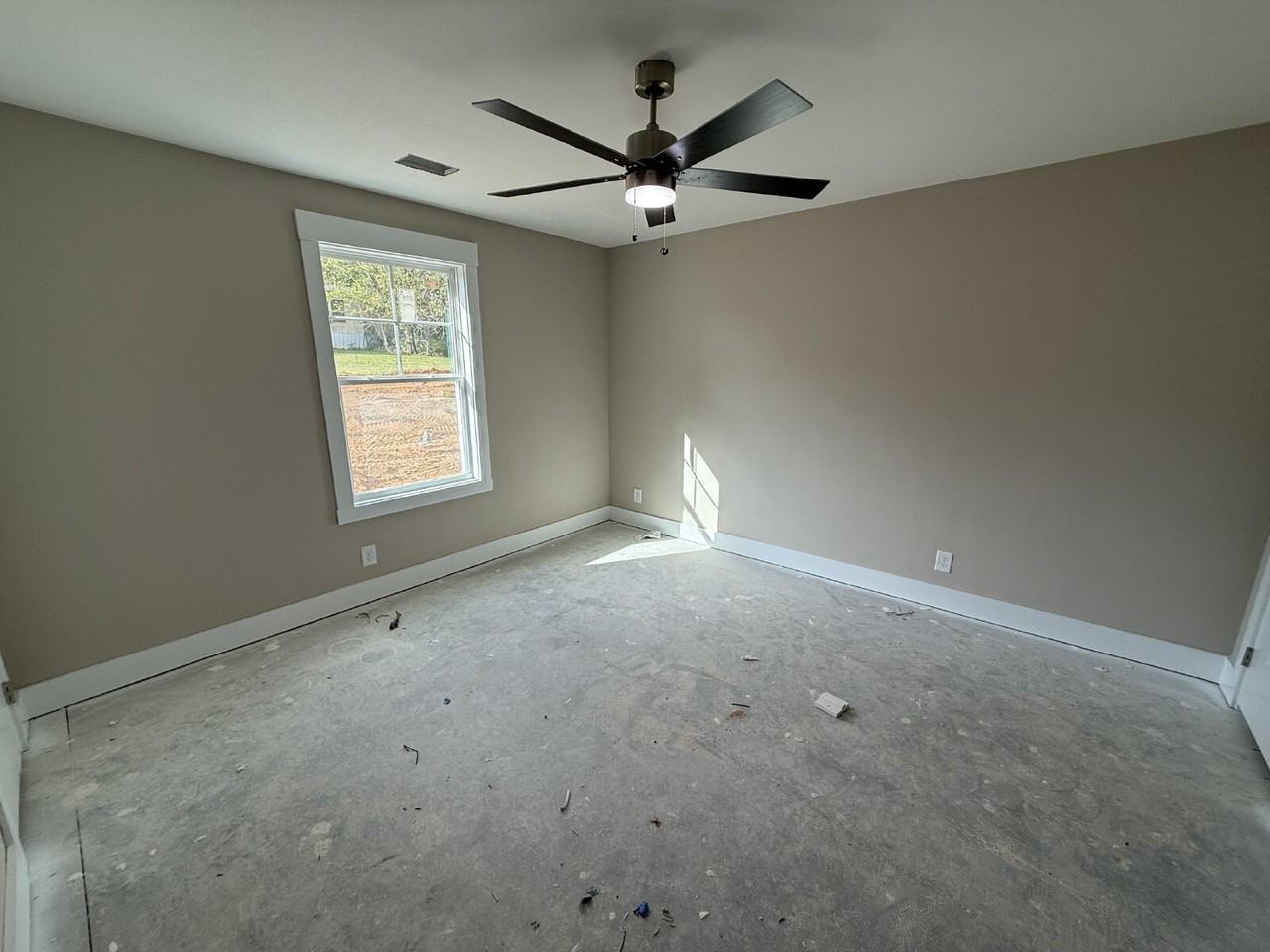 158 Indiana Ave - Photo 3 of 14