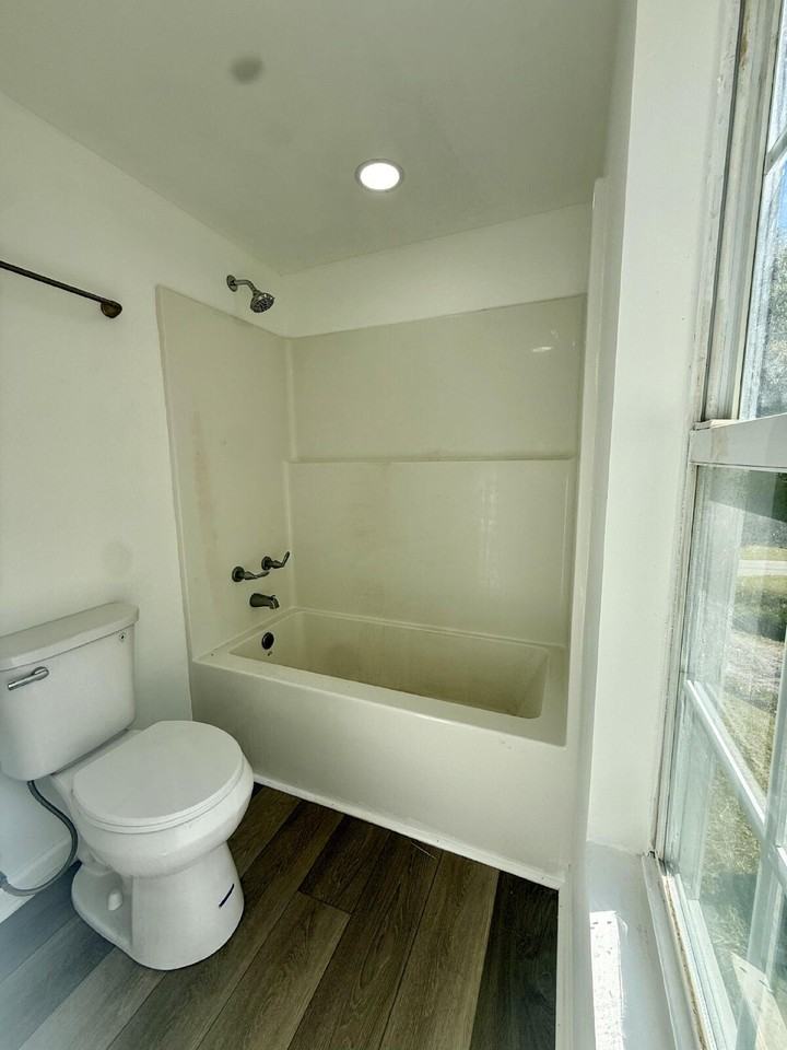 422 Pole Hill Rd - Photo 5 of 12