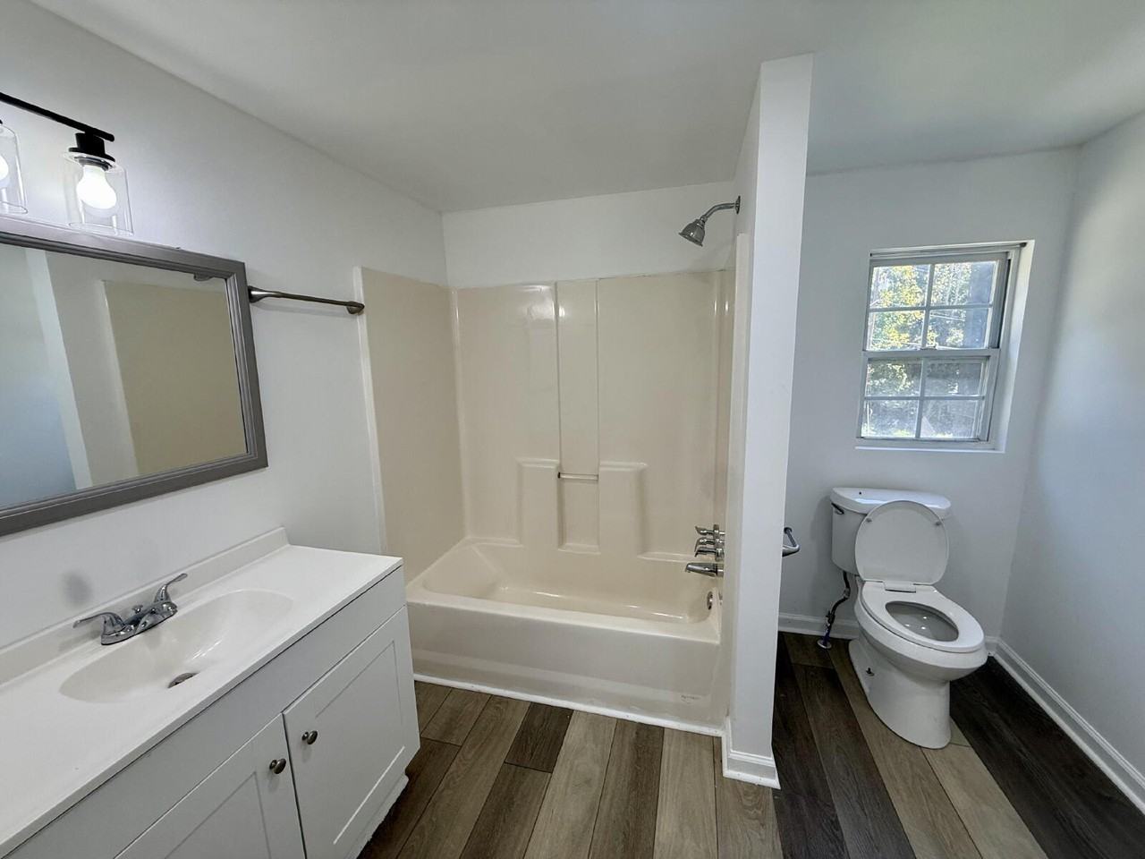 422 Pole Hill Rd - Photo 7 of 12