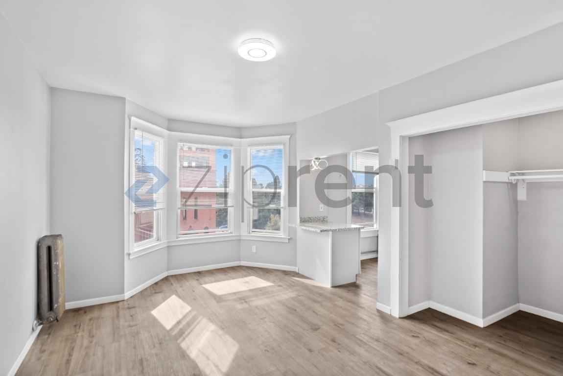 680 14th St #403 - Photo 4 of 24