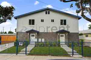 featured image of 213 E Raymond St #C