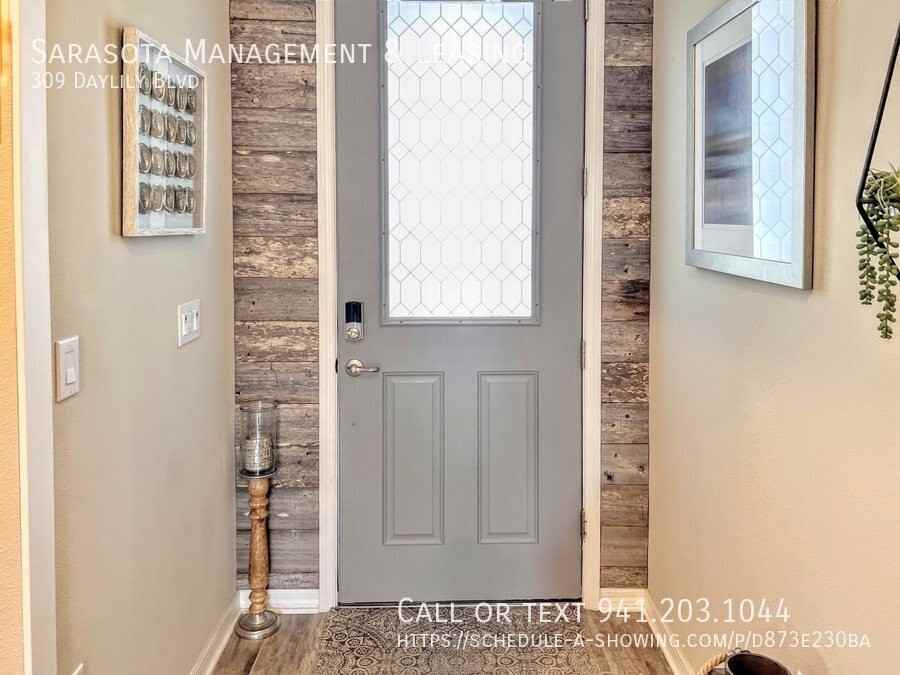 309 Daylily Blvd - Photo 2 of 34