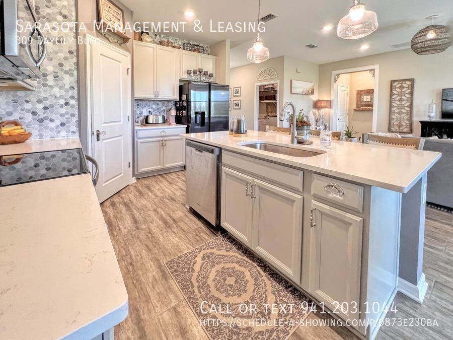 309 Daylily Blvd - Photo 7 of 34