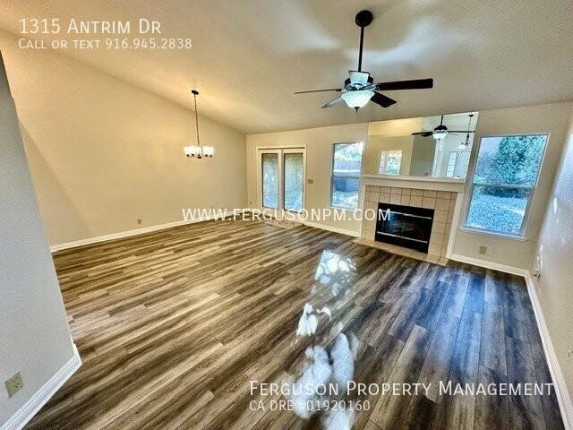 1315 Antrim Dr - Photo 5 of 19