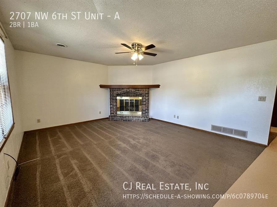 2707 Nw 6th St #A - Photo 4 of 11