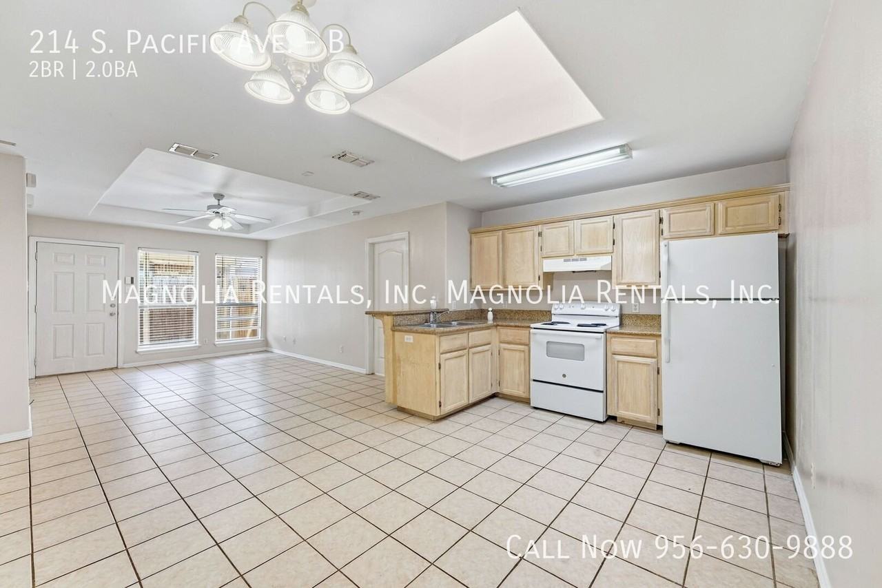 214 Pacific Ave #B - Photo 6 of 17