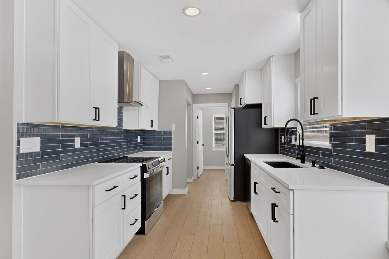 4520 Larner St - Photo 7 of 16