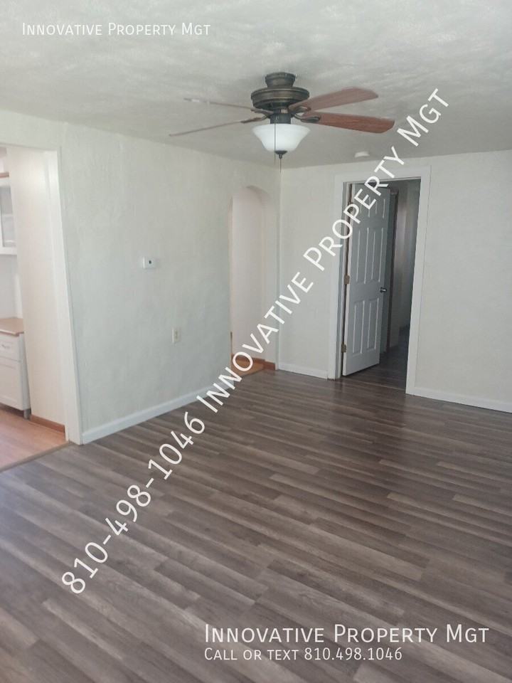 5446 Raymond Ave - Photo 3 of 29